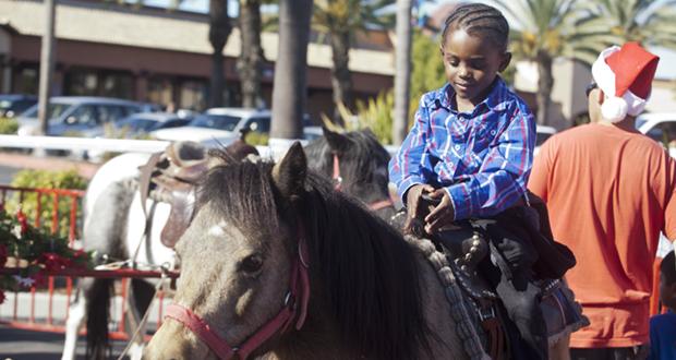 Santa Drops in to Mission Marketplace