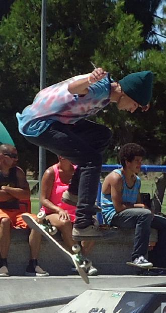 Sun Diego Am Slam Skateboard Contest Series Stops in Oside