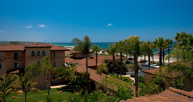 Catch a Wave, Take a Sip with HGI Carlsbad Beach's 'Board and Brew' Package