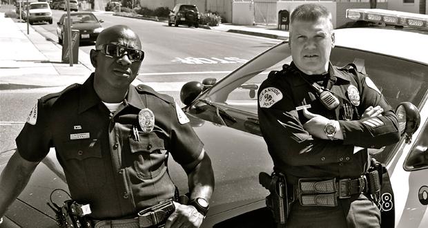 Oceanside+Police+Officers%2C+Jon+Seabron+and+Matt+Lyons+%28courtesy+photo%29