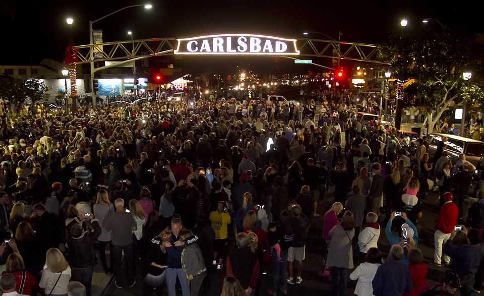 A sign for the new year Carlsbad celebrates installation of landmark