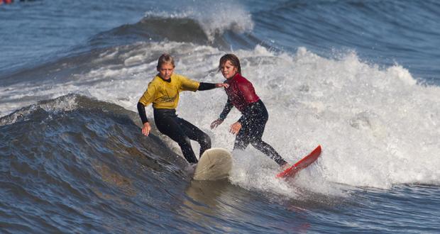 Matthew Ferries and Crusoe Frapwell during Heat 8 on Saturday