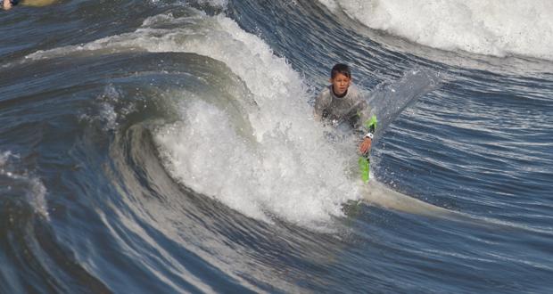 Jake Locken, longboard Heat 1 Saturday