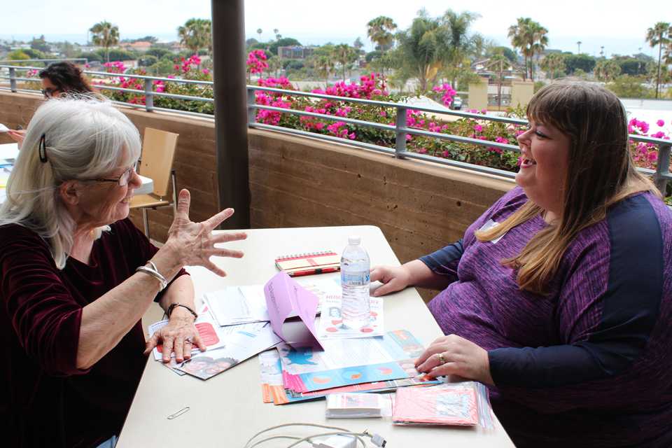 Checking+out+books+was+the+Human+thing+to+do+at+Encinitas+Library+event