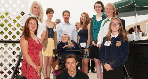 Paul Ecke III (center) with Don Diego Scholars (courtesy photo)