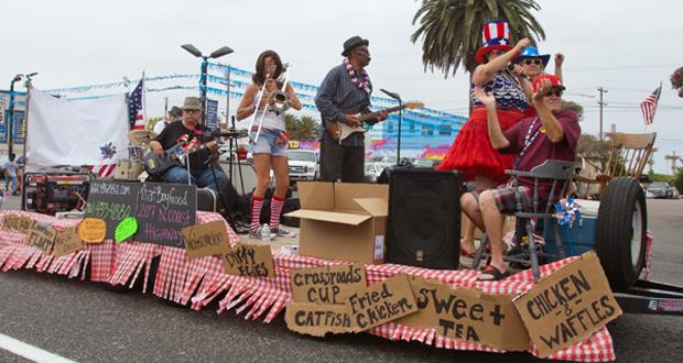 That+Boy+Good+Float+at+2014+parade