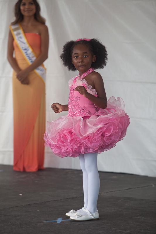 Snapshots of Pageant, ArtSplash and Harbor Days