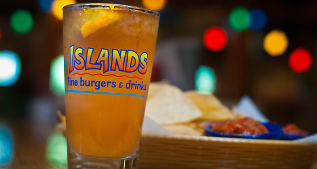 Slam Dunk Specials and New Sriracha Burger Arrive at Islands Restaurants