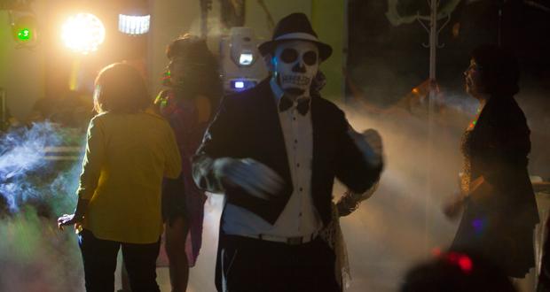 Snapshots+from+Halloween+Dance+Orama+2015
