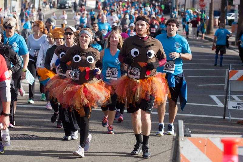 Fast+Pace+Set+in+PMCU+Oside+Turkey+Trot