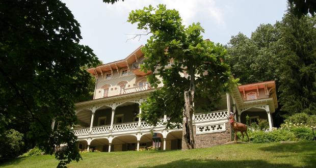 The Asa Packer Mansion echoes the coal-mining heyday in Jim Thorpe, Penn.
--  Cecil Scaglione photo
