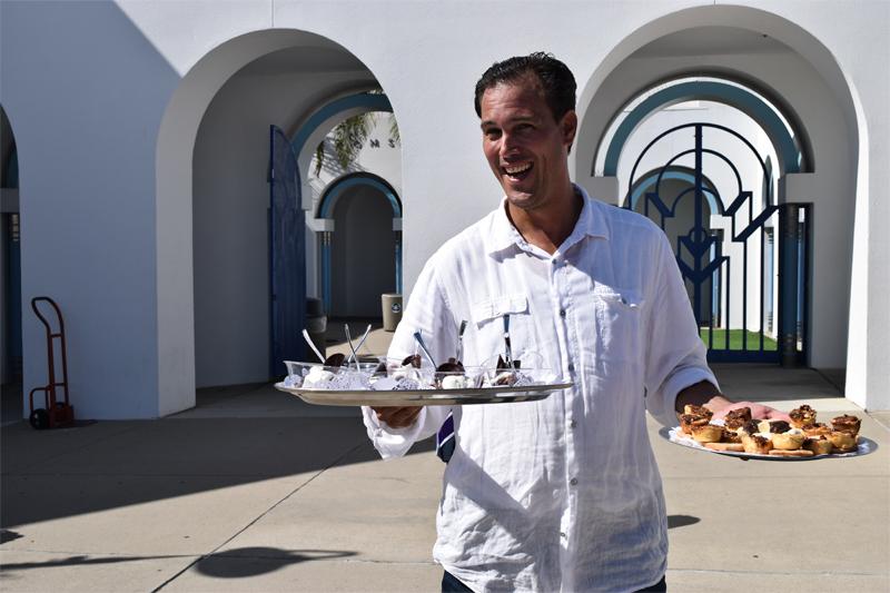Snapshots from 'Afternoon Tea on the Plaza'