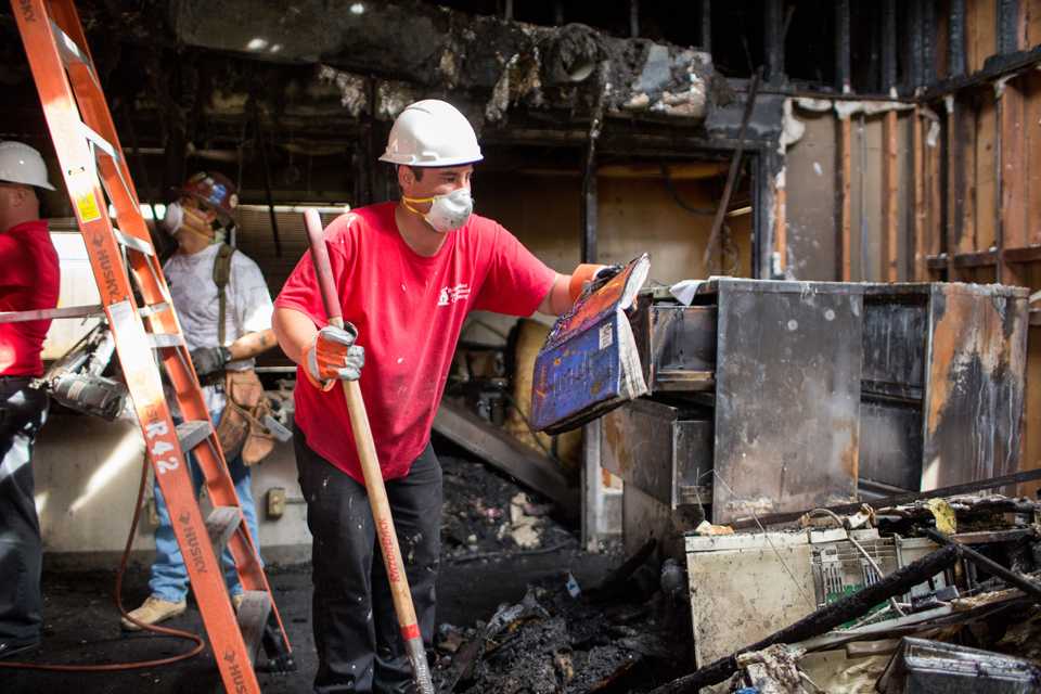 Investigation, cleanup underway after Encinitas middle school fire
