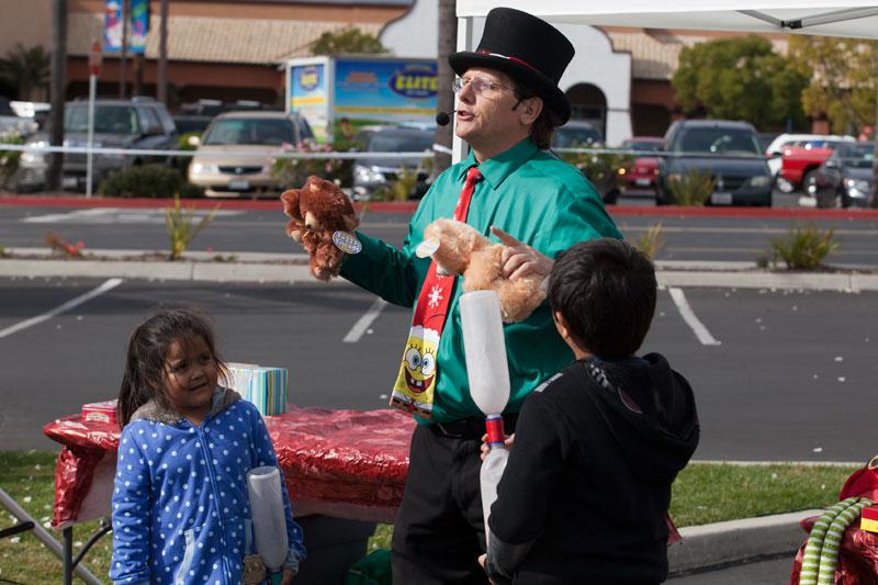 Snapshots from the Mission Marketplace Jingle Bell Jump-2016