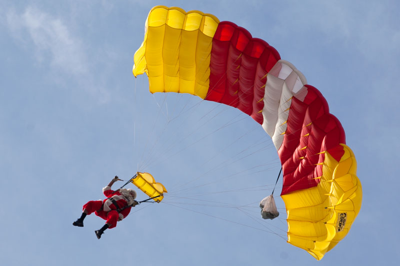 Snapshots from the Mission Marketplace Jingle Bell Jump-2016