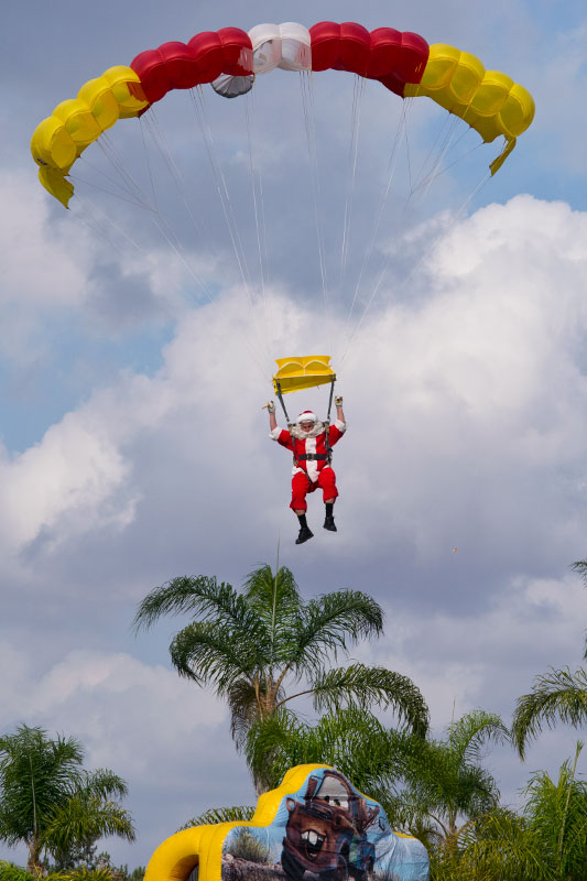 Snapshots from the Mission Marketplace Jingle Bell Jump-2016