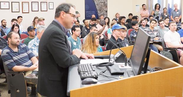 Photo courtesy of MiraCosta College)