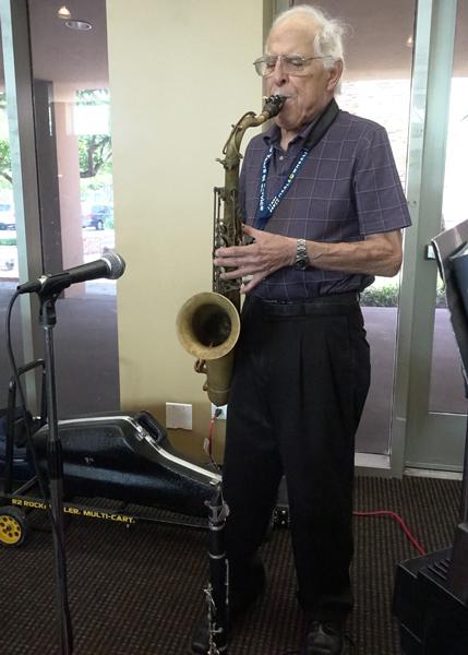 Meals on Wheels Celebrates 40 Years of Volunteer Service in San Diego North County