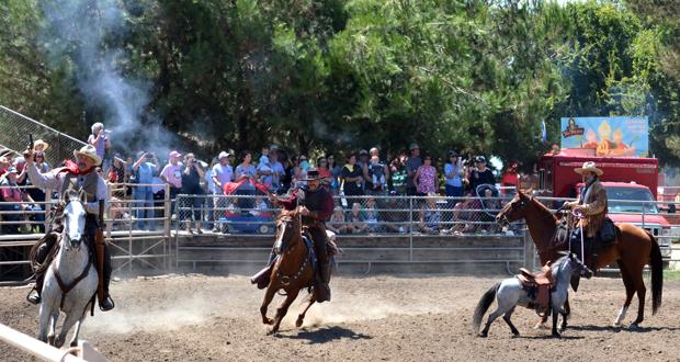 Hole in the Wall Gang Wild West Show (Photo courtesy: Ramona Chamber of Commerce )
