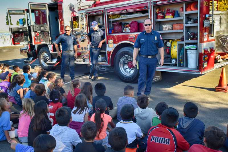 Red Ribbon Week About Making Healthy Choices