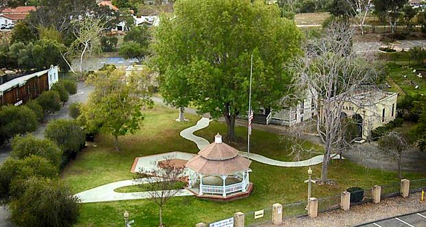 Heritage Park Village Museum Old Fashioned Christmas- December 15
