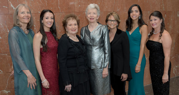 (L-R): Jill Spitzer, Estee Einhorn, Lois Richmond, Evelyn Rady, Marsha Berkson, Jenny Daniel, Kira Finkenberg (courtesy photo)