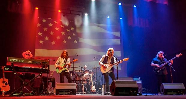 The Petty Breakers (Photo courtesy: Moonlight Presents)