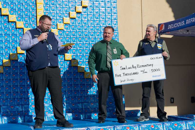 Oceanside Walmart Supercenter Celebrates Remodel with Ribbon Cutting and Community Grant Ceremony