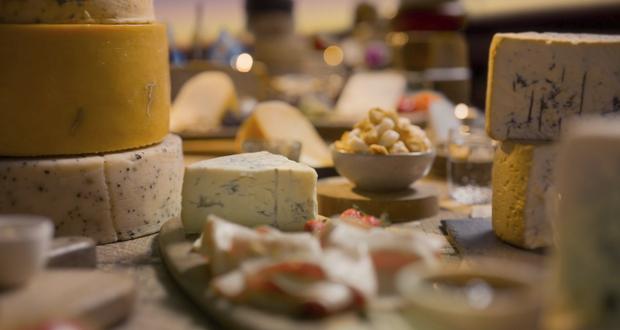 Gelson’s Presents a Wisconsin Cheese Virtual Tasting Event and Chance to Win Cheese for a Year