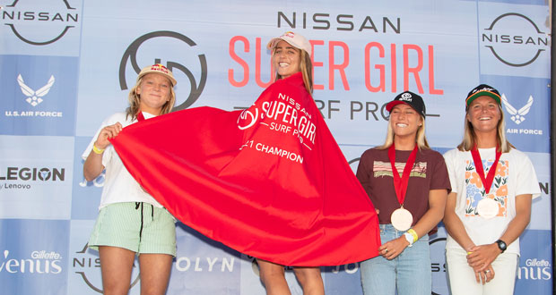 Caitlin Simmers, Winner Caroline Marks, Alyssa Spencer, Keely Andrew (Photo courtesy: ASA Entertainment)