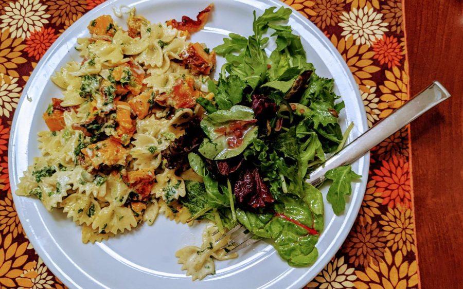 Butternut+bacon+pasta+pairs+well+with+a+side+salad.+%28Photo+by+Laura+Woolfrey+Macklem%29