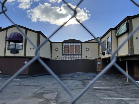 The property slated for a new mixed-use development in the Encinitas community of Leucadia includes the former Portofino Beach Inn, now boarded up and rundown, pictured Feb. 23. (North Coast Current photo)