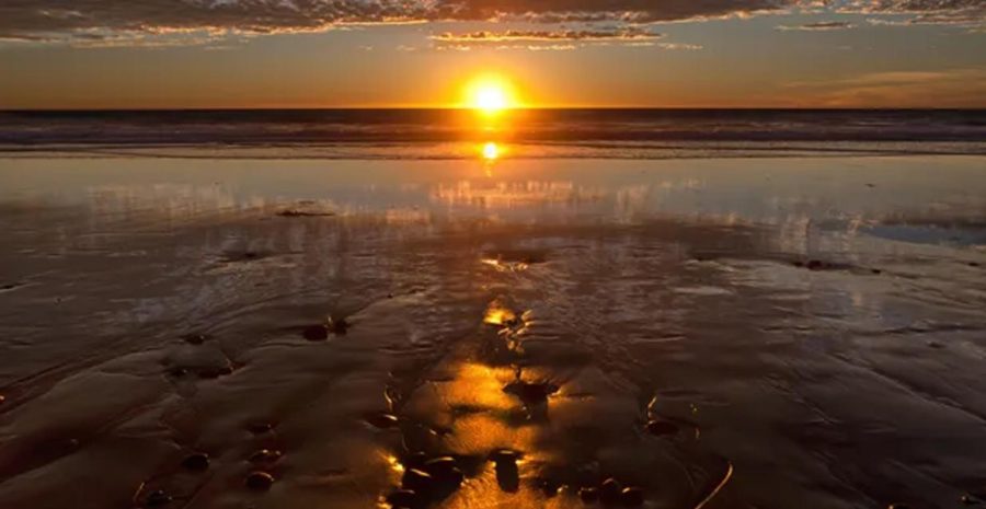 Sunset at Ponto Beach in Carlsbad. (OsideNews file photo)