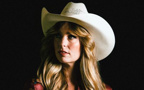 “I’m trying to make old music cool again,” Oceanside alt-country singer-songwriter Kimmi Bitter says of her music. (Publicity photo)