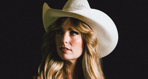 “I’m trying to make old music cool again,” Oceanside alt-country singer-songwriter Kimmi Bitter says of her music. (Publicity photo)