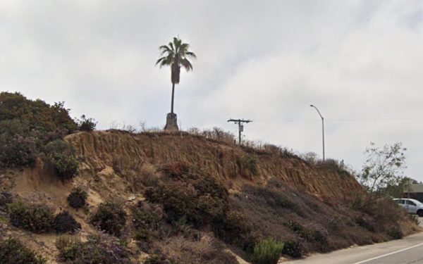 The Surfer’s Point property’ located at the corner of Coast Highway 101 and La Costa Avenue in Leucadia, is in line to be purchased by the city of Encinitas. (Google Maps photo)