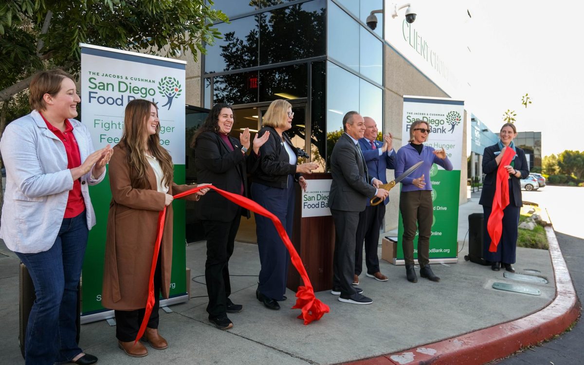 Community leaders and Jacobs & Cushman San Diego Food Bank representatives celebrate the opening of the nonprofit’s new Vista facility on Jan. 9. (San Diego Food Bank photo)